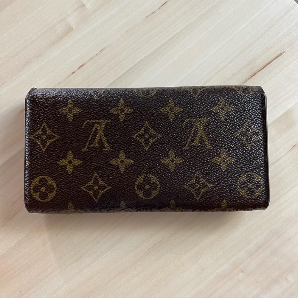 Louis Vuitton Monogram Canvas Portefeiulle Sarah Long Bifold Wallet - Picture 6 of 17